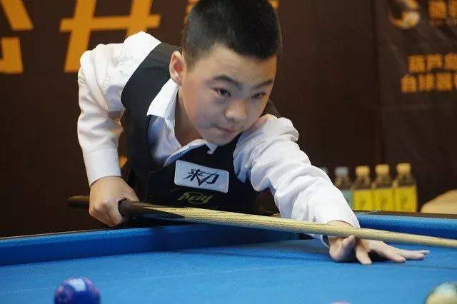 场次中占据 场次中占据