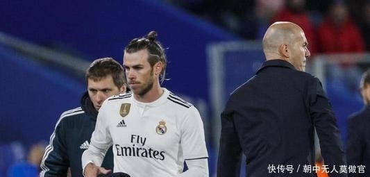 跑者们通过 跑者们通过